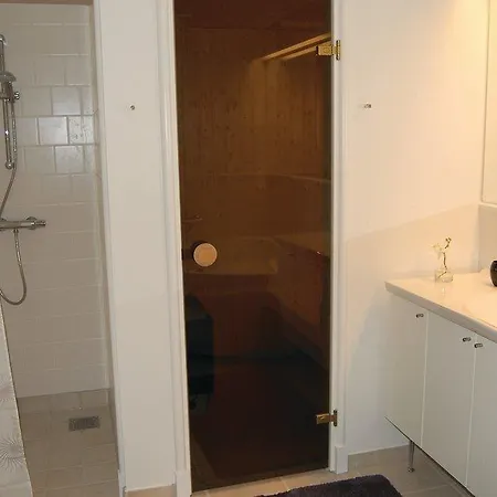 Front In With Kitchen * Bagenkop